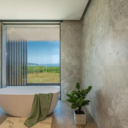 Luxury Teulu With Sea View Villa