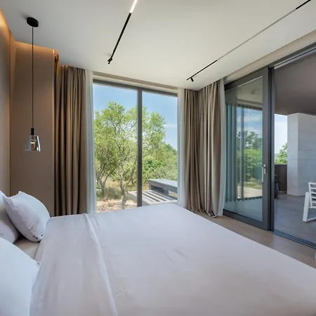 Luxury Teulu With Sea View Villa Krnica