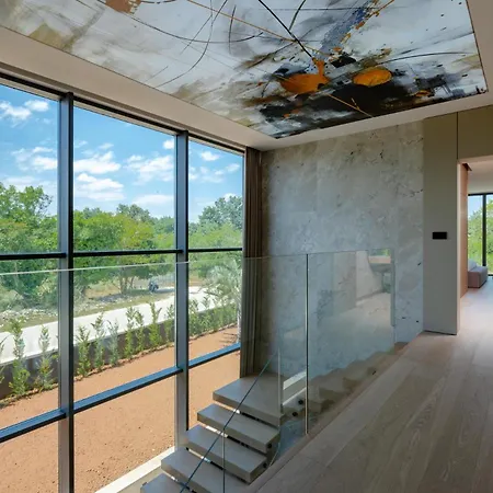 Luxury Teulu With Sea View Villa Krnica