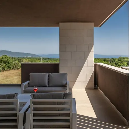 ヴィラ Luxury Teulu With Sea View By Istrabook