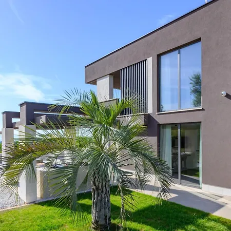 Luxury Teulu With Sea View Villa