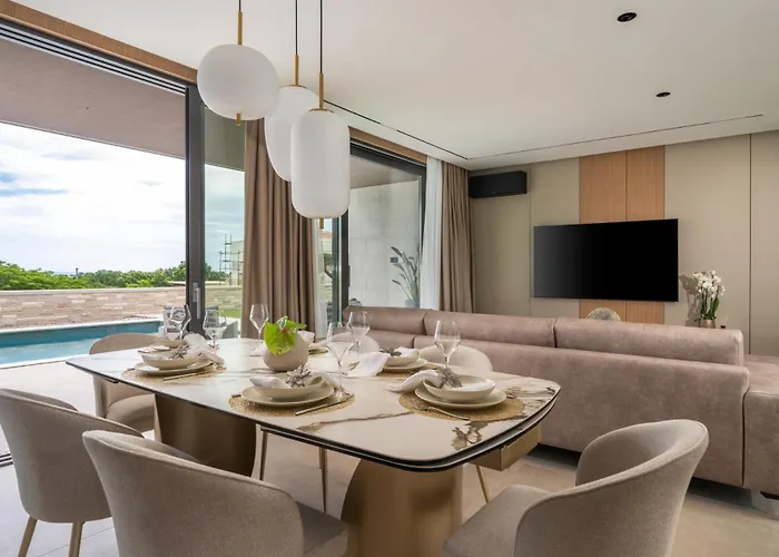 Luxury Teulu With Sea View By Istrabook *